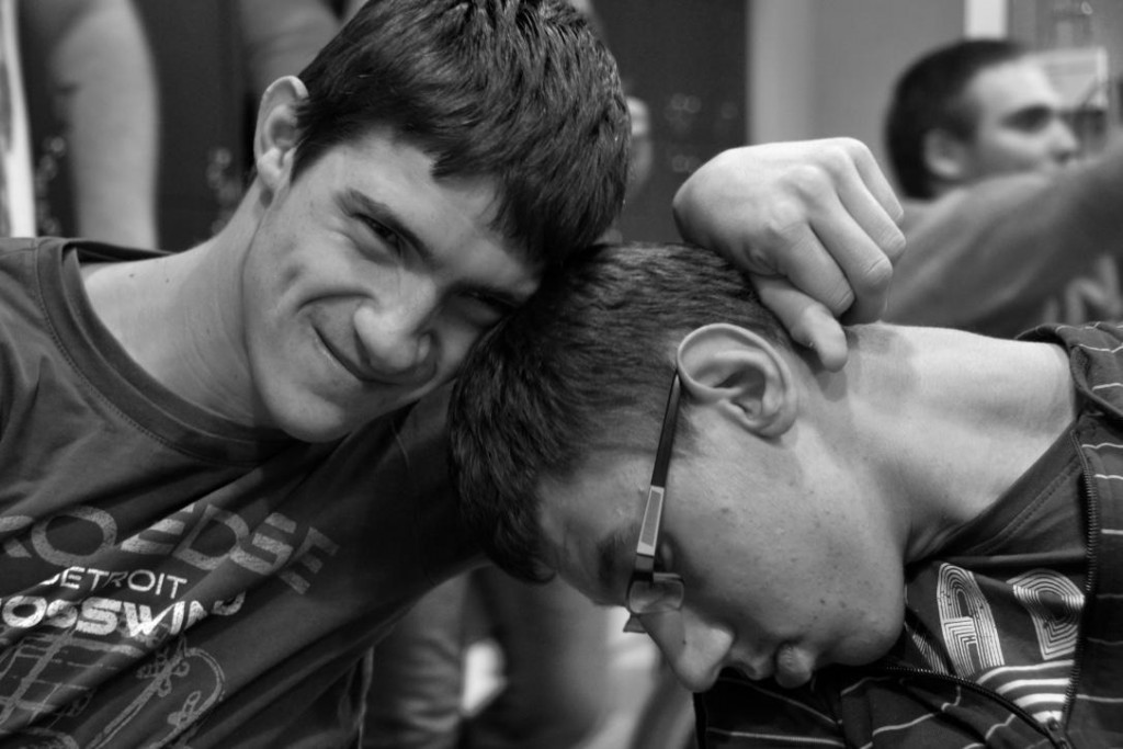 6. EVS IB Polska Meet Bastien_Students friendship