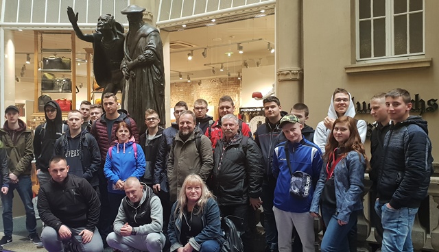 Praktyki zawodowe w Schkeuditz  dla mechaników samochodowych