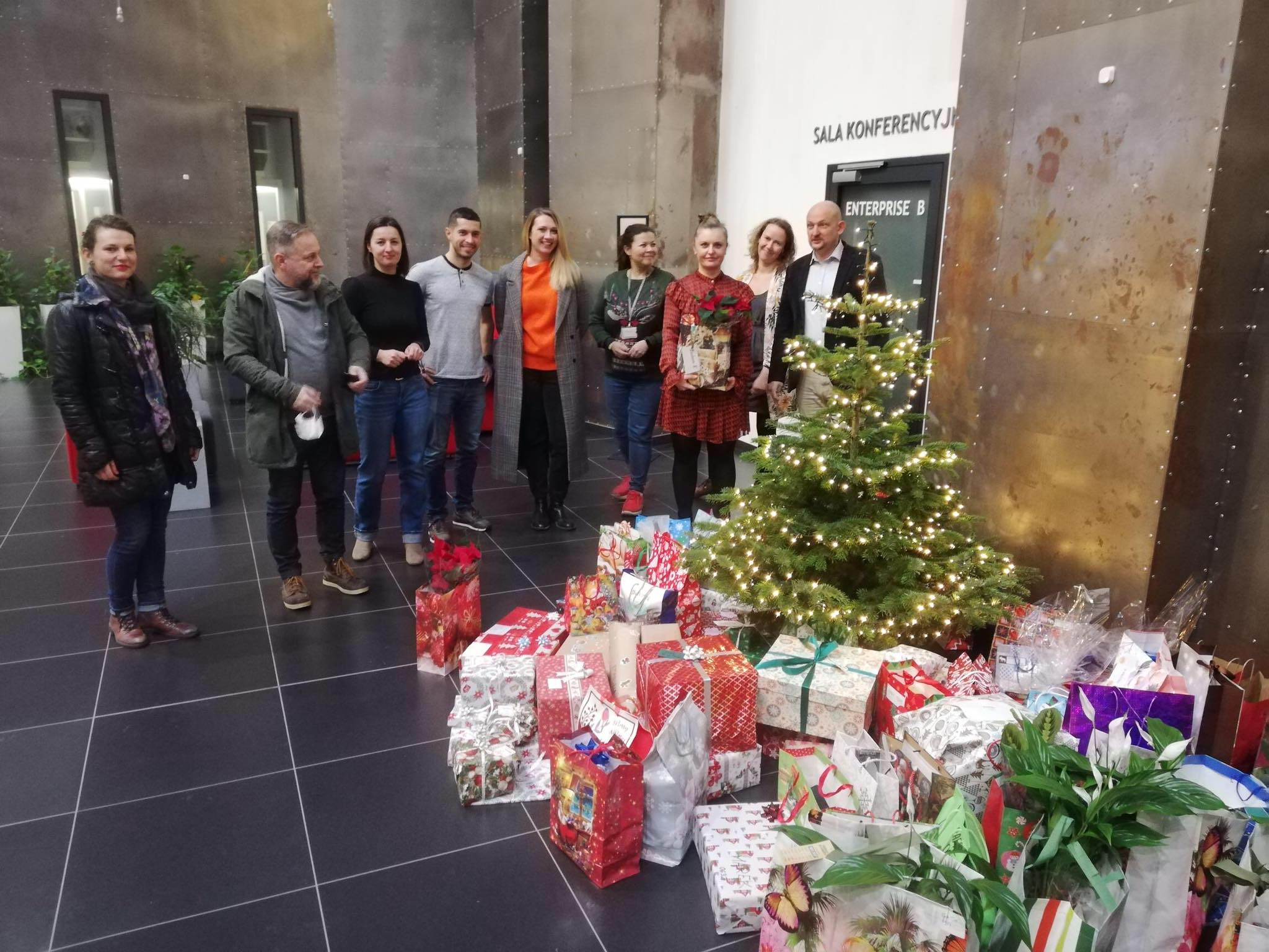 Krakowski Park Technologiczny we wspólnej akcji pomaga naszym podopiecznym!