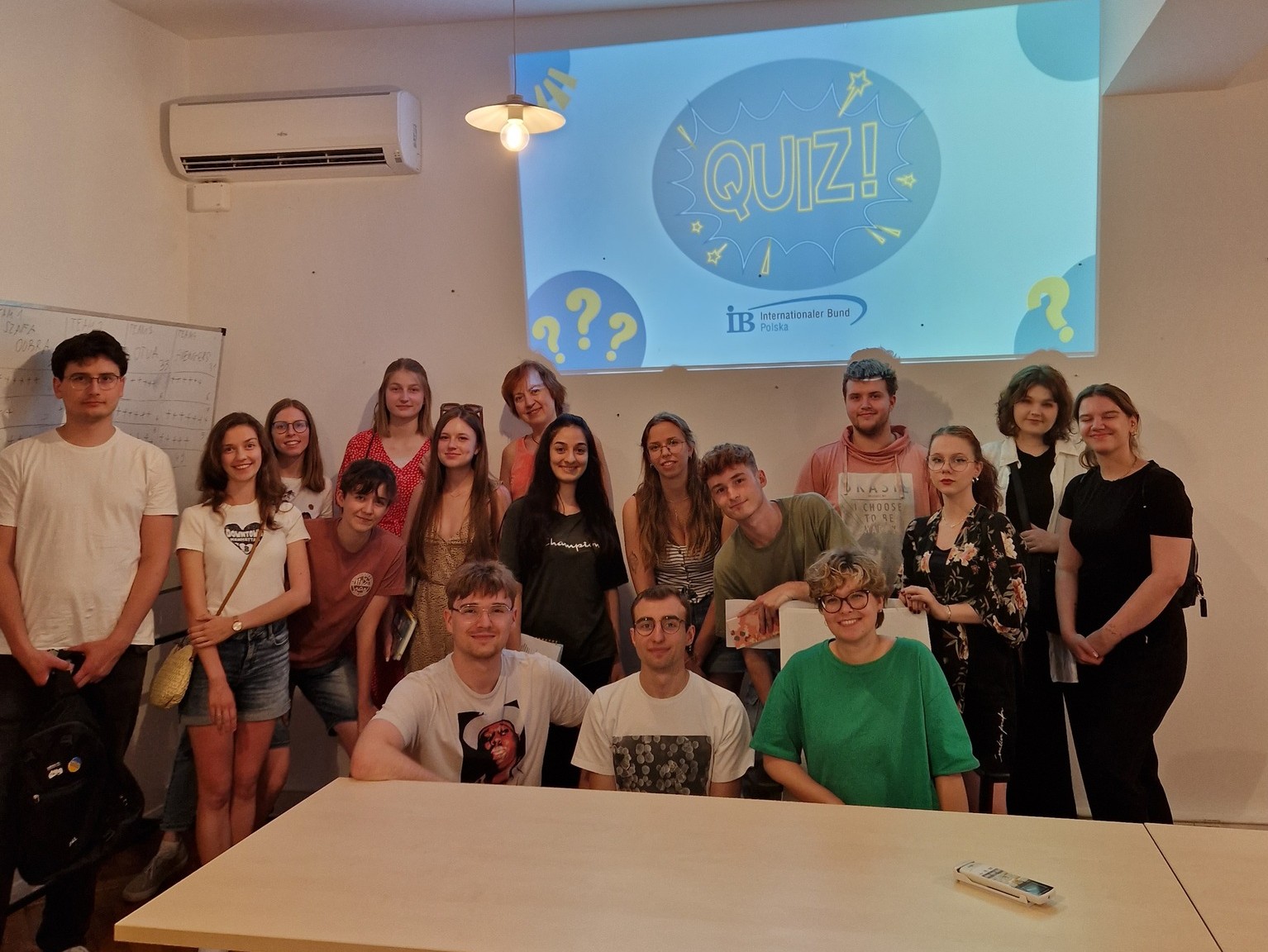 Quiz night – kolejne wyzwanie i dobry czas na spotkanie dla wolontariuszy!