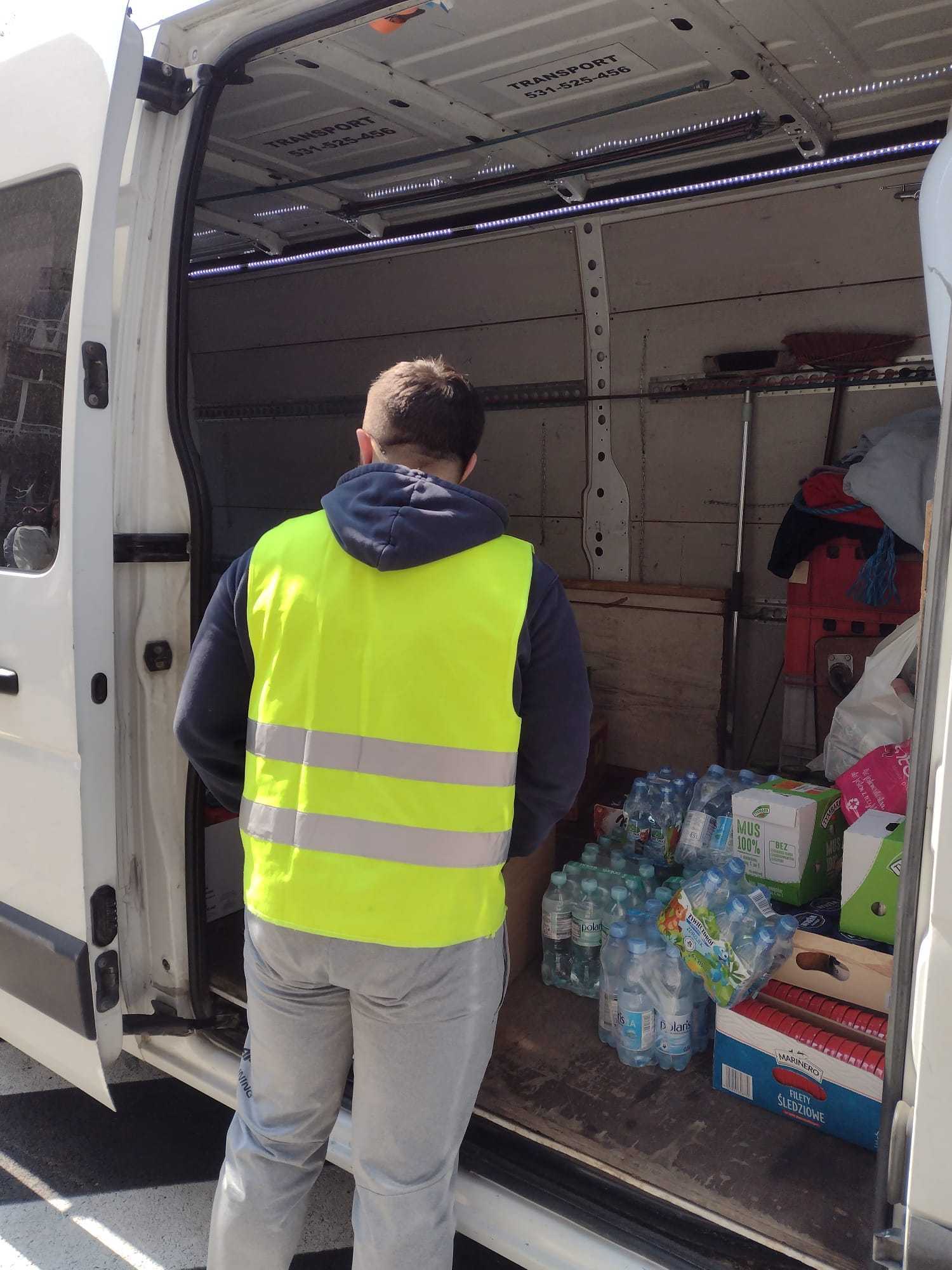 Dziękujemy za dary przekazane do Szafy Dobra i magazynów z pomocą dla uchodźców!