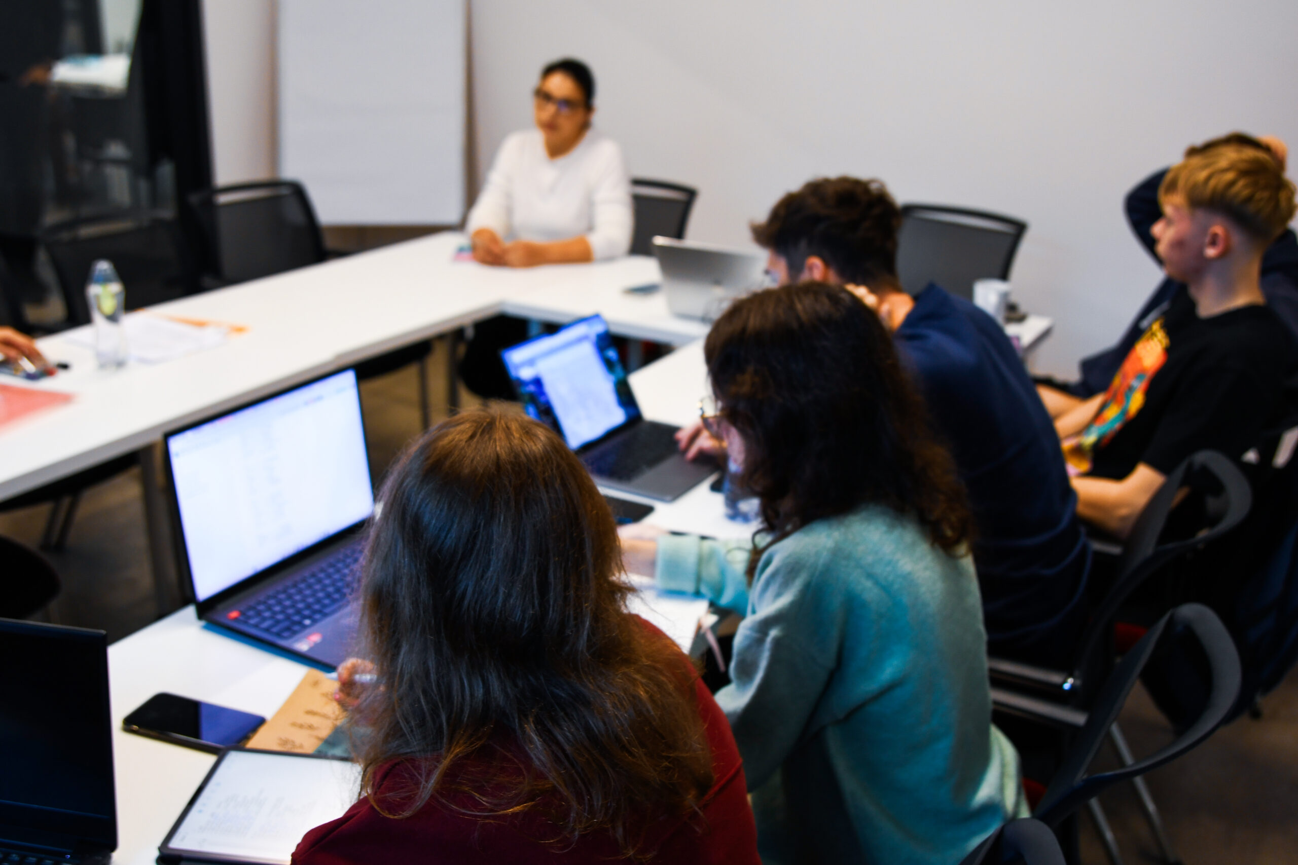 Harmonogram (27.11-01.12) – Centrum Edukacji i Wsparcia [PL] [ENG] [UA]