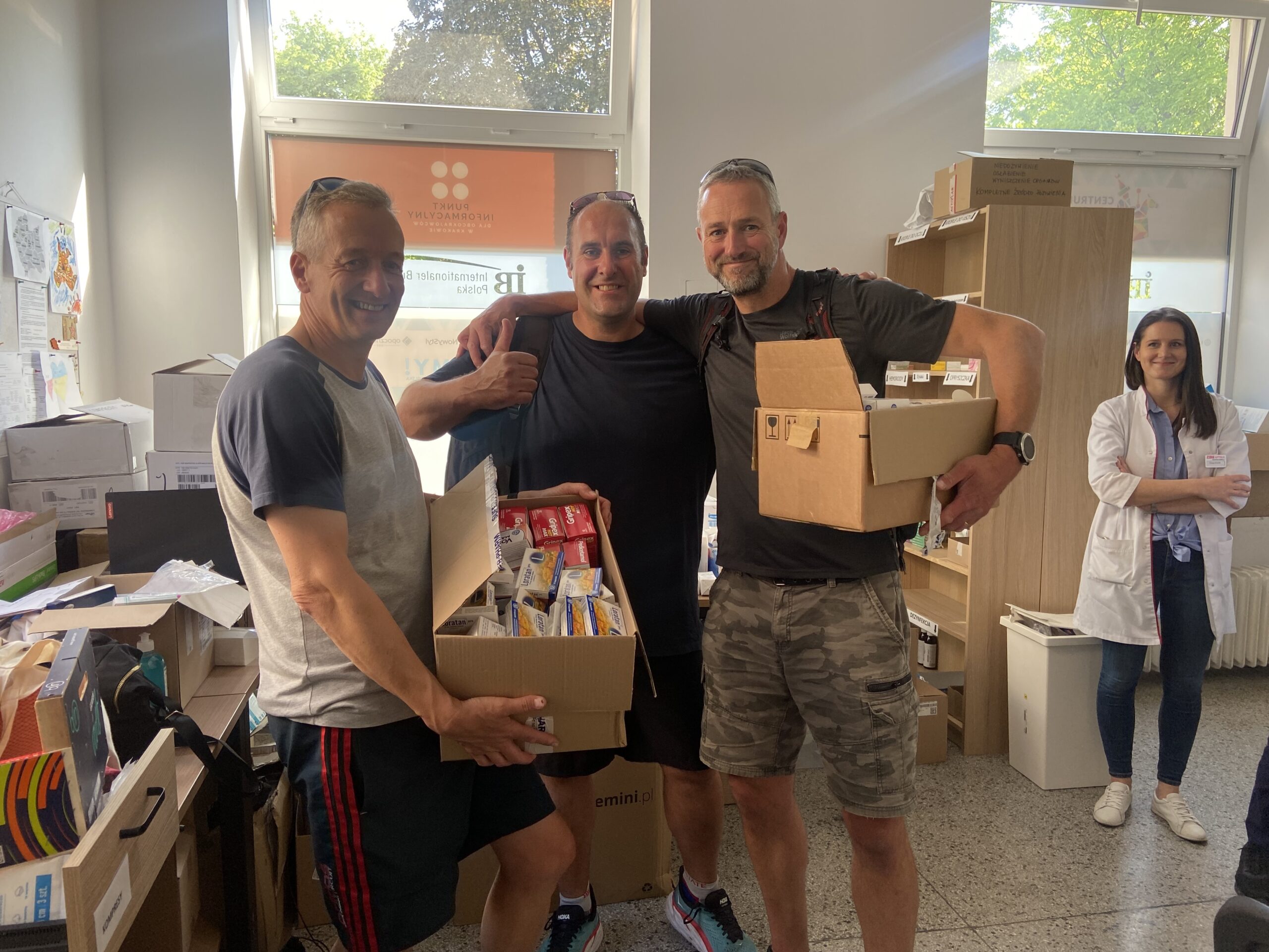 Podziękowania dla wolontariuszy za przyniesione leki!