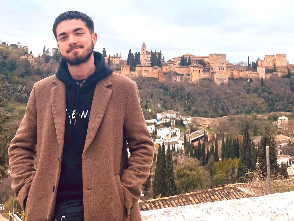 Zapisz się na konwersacje z Krystianem! Zajęcia online po angielsku, poziom B1