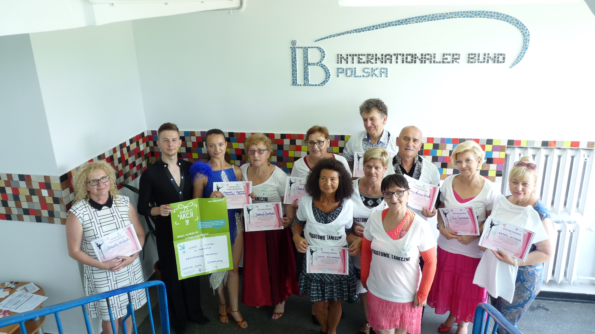 Seniorzy w Tychach tańczą dalej!