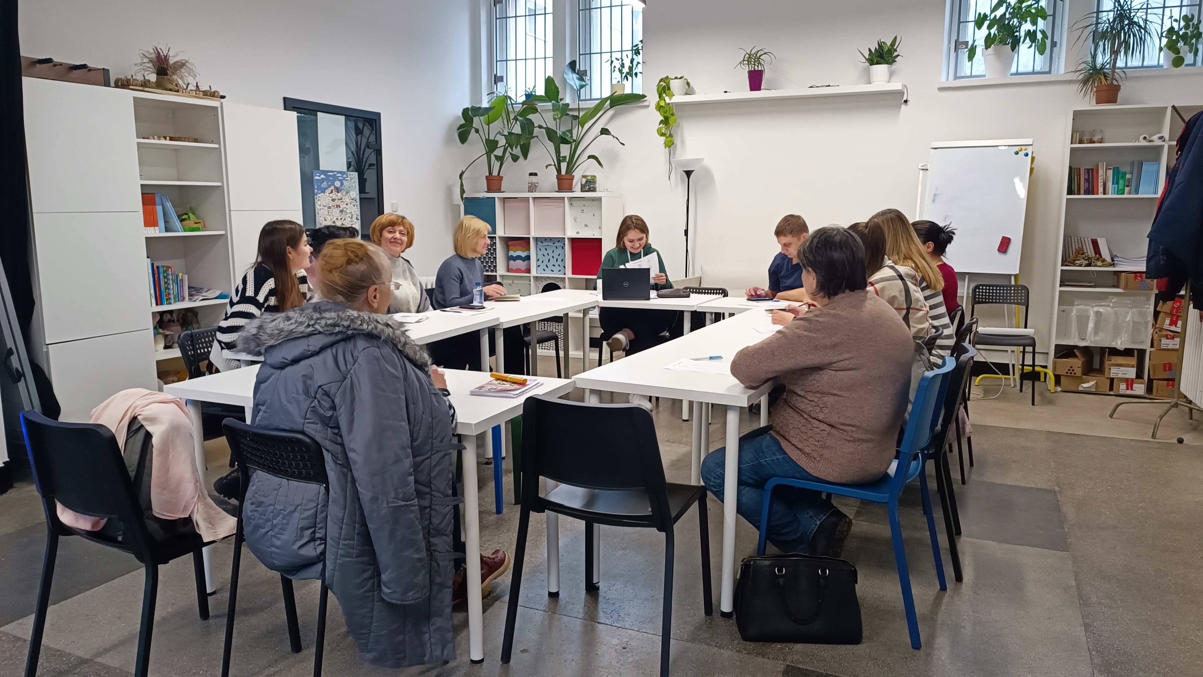 Praktyki w IB Polska: Jak Studenci Krakowskich Uczelni Wspierają Fundację (PL/ENG/UA)