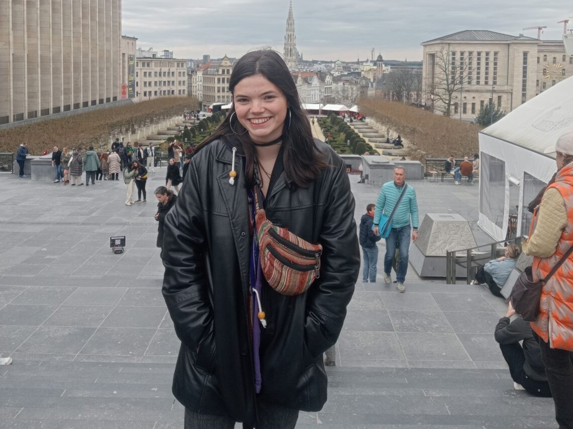 “Poznałam niesamowitych ludzi i zrozumiałam co chce robić w przyszłości.” – Iria kończy swoją przygodę z Europejskim Korpusem Solidarności w Krakowie.