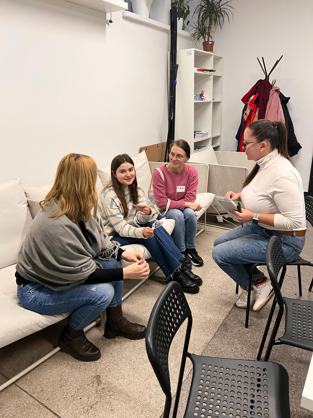 Konwersacje z hiszpańskiego w IB Polska w Hucie